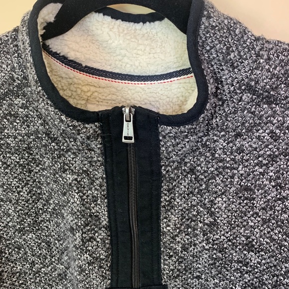 Orvis Brighton 1/4 Zip Sherpa Lined Gray Pullover - Picture 2 of 8